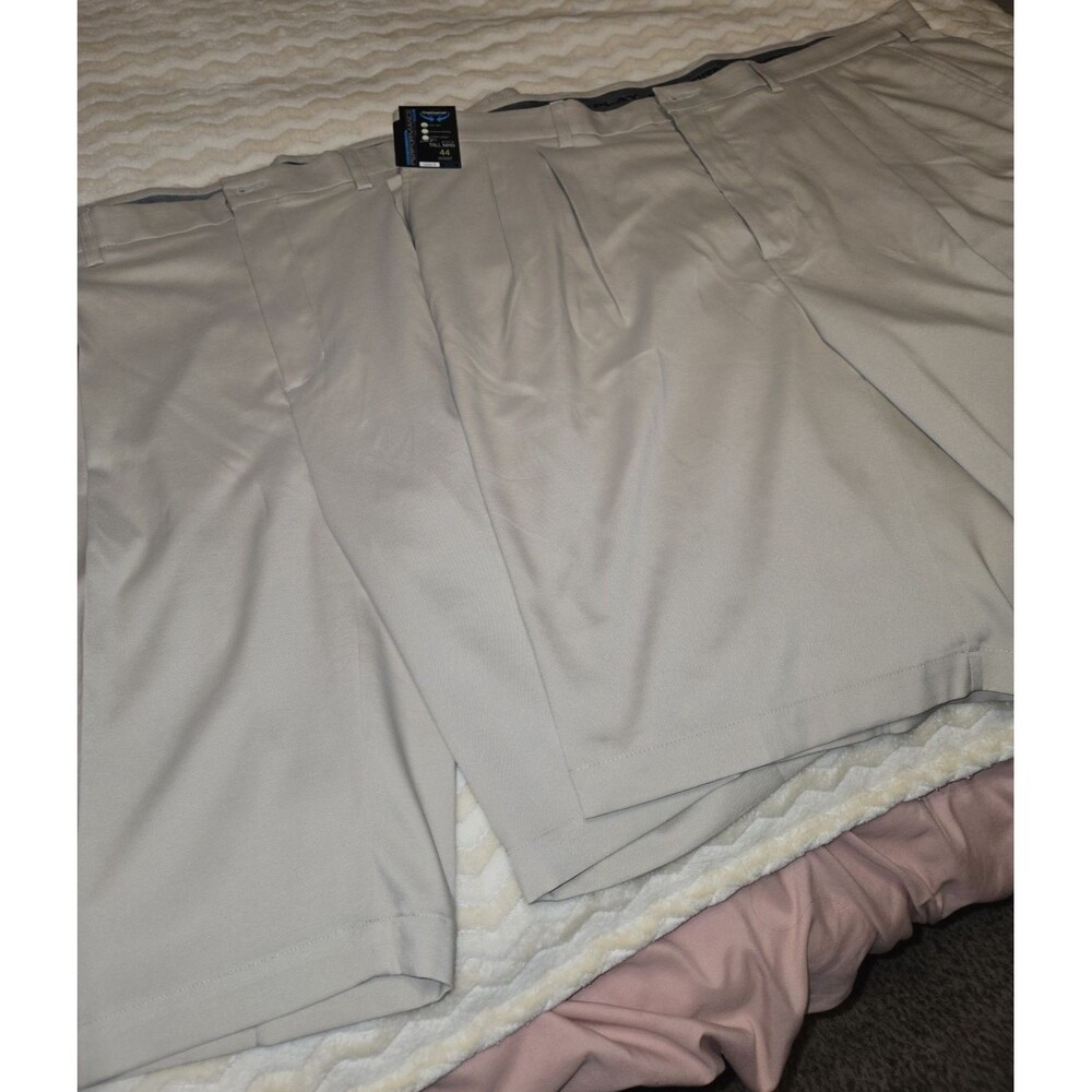 Roundtree & Yorke 2PR Performance Pleated Shorts light khaki Men Golf  44Tall